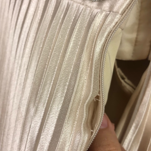Badgley Mischka Cream Strapless Accordian Pleat Maxi Dress Size 2 - Picture 8 of 16